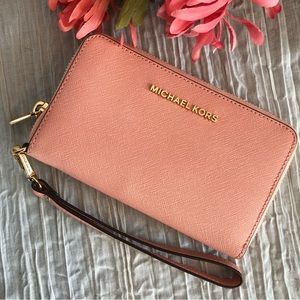 MICHAEL KORS Jet Set pink pebbled leather zip around wallet wristlet gold accent